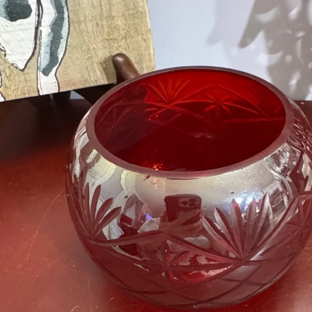 N/A elegant red